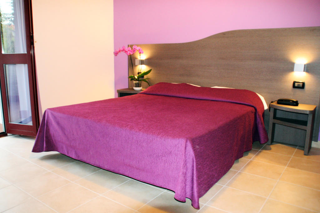 Hotel Leon D'Oro Castel Frentano Extérieur photo