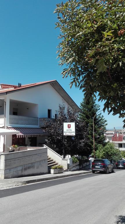 Hotel Leon D'Oro Castel Frentano Extérieur photo